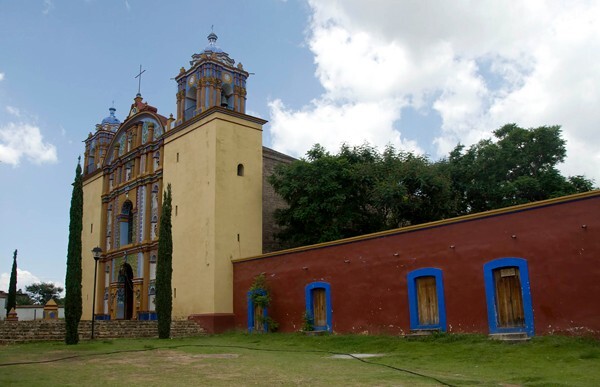 Façade & rectory - Santa Ana, façade, atrial wall & posa chapel