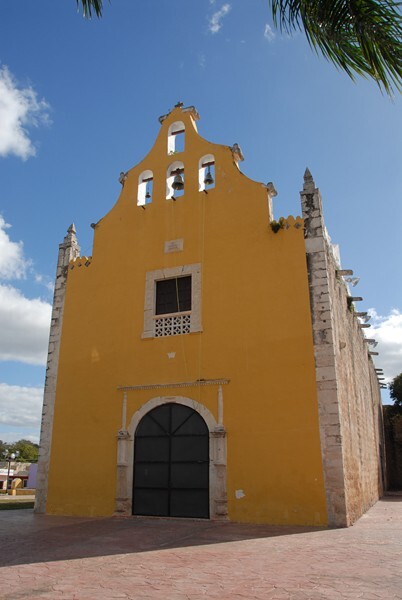 San Bernardino de Sena, façade - Tetiz, Yucatán