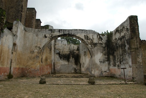 Capilla abierta - Cloister, convento, capilla abierta & posas, atrial cross