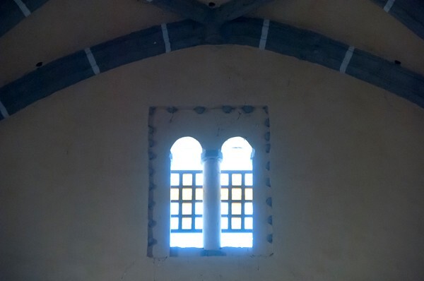 Upper façade ajimez - San Francisco