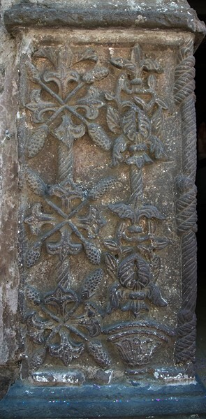 San Lorenzo, façade, main portal, left pilaster relief - San Lorenzo, Michoacán