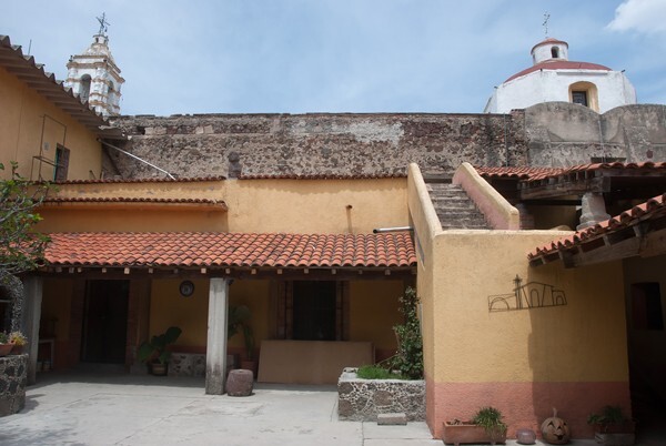 Santiago, patio - Santiago Cuaula, Tlaxcala