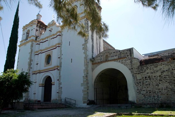 San Juan Bautista, façade & vestibule - San Juan Teitipac, Oaxaca