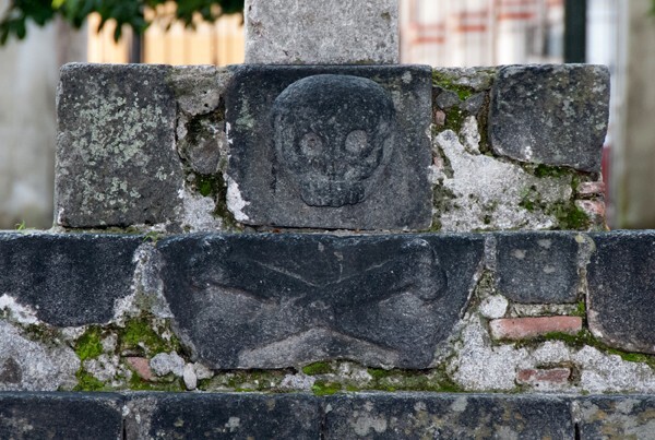 Atrial cross base - La Asunción de Nuestra Señora (Catedral), façade, porciúncula door, capilla abierta, cloister