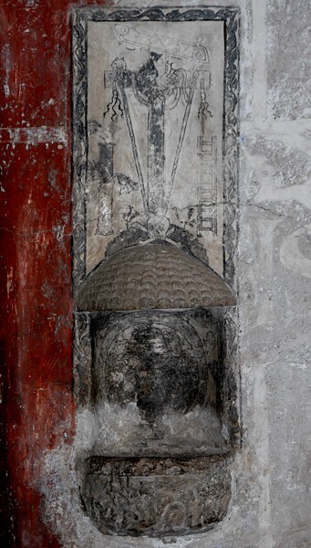 Choir loft, stoup with Calvary mural - San Andrés, façade, capilla abierta, portería, posas, atrial cross & nave