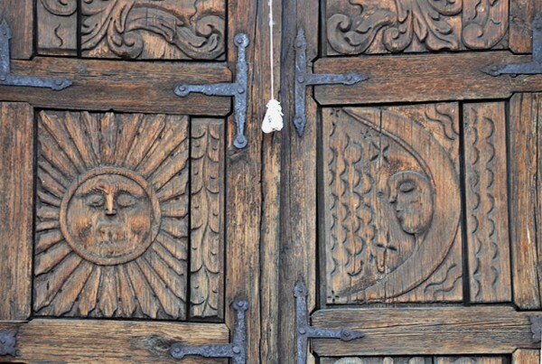 La Santa Cruz, façade doors, sun & moon - Tanaco, Michoacán