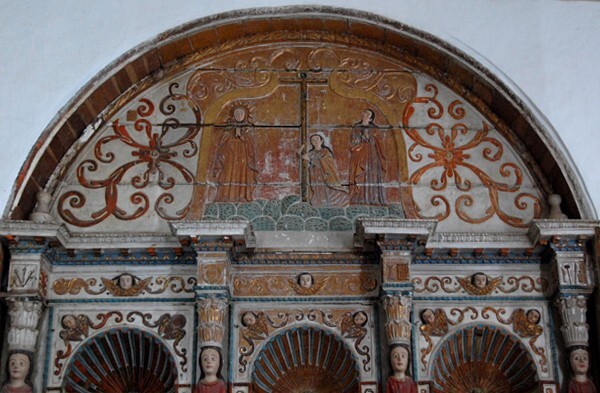 SS Pedro y Pablo, nave Santa Teresita de Niño Jesús altar, detail - Teabo, Yucatán