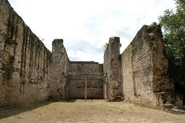 La Asunción, nave & apse - Soyatitlán, Chiapas
