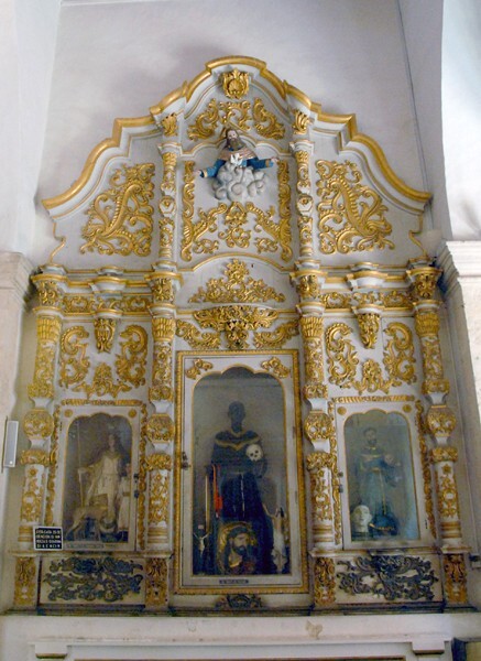 South nave wall, St. Benito of Palermo retablo - El Dulce Nombre de Jesús