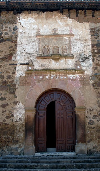 San Francisco, porciúncula portal - Patamban, Michoacán