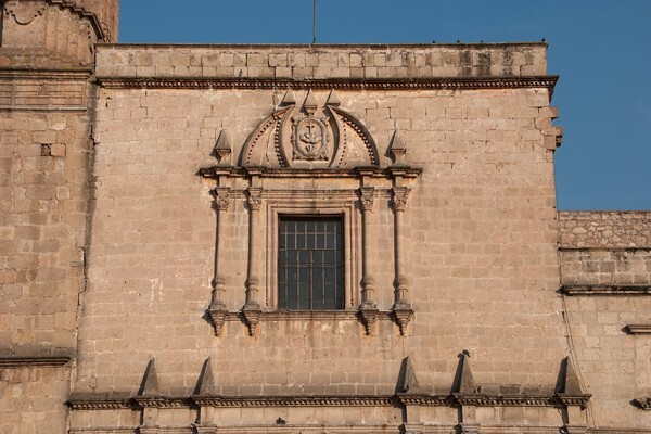 San Francisco, façade, choir loft window - San Francisco