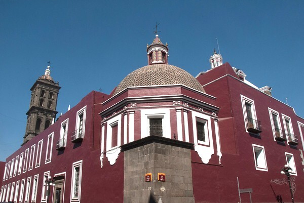 S belltower & Capilla del Espiritú Santo - Catedral de la Inmaculada Concepción
