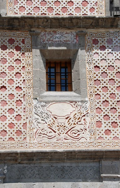 Casa de las Ajarcas, detail - Centro