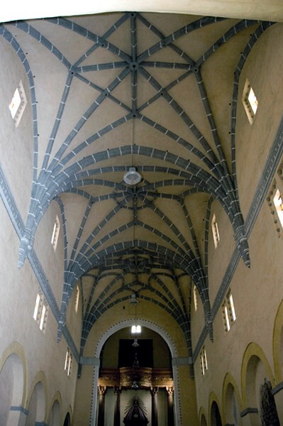 Nave & chancel ribbed vaults - San Francisco