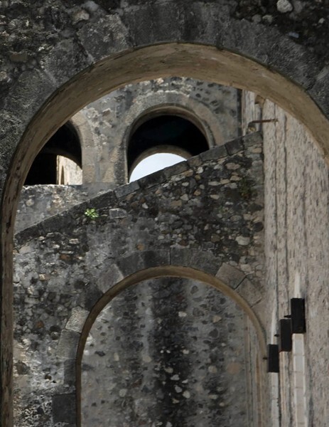 East exterior nave, flying buttress - Façade, exterior buttressing, lateral portal, open & posa chapels, atrio & cross