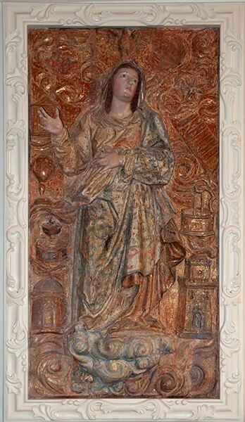 Second story relief, Virgin Immaculate - Casa de las Bóvedas