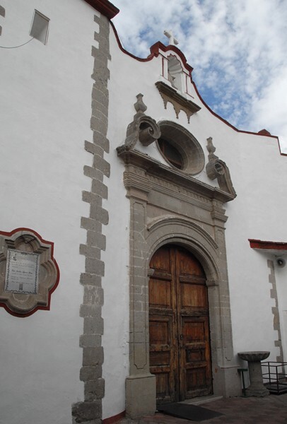 Chapel façade - ex-Hacienda Santa Mónica