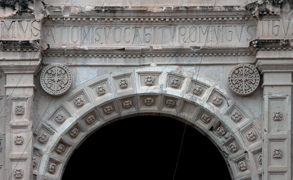 San Juan Bautista, façade, main portal archivolt - San Juan Bautista, church