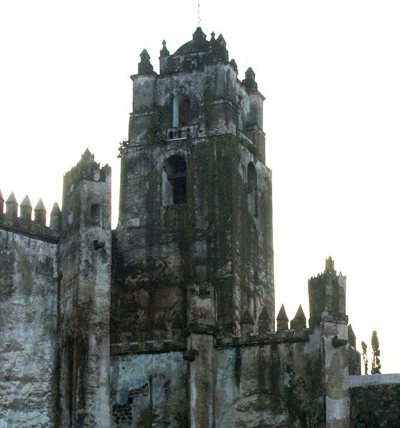 Bell-tower - San Juan Bautista, façade, portería & posa chapels