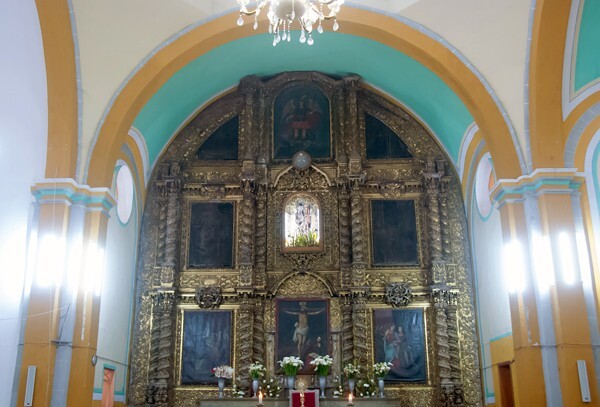 San Juan Bautista, sanctuary & high altar - Ahuacatlán, Puebla