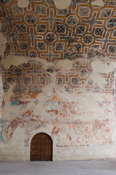 S wall murals - San Nicolás de Tolentino, capilla abierta & murals