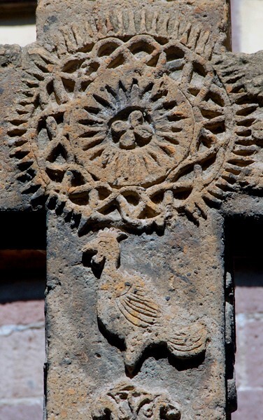 Atrial cross front, crossing & shaft rooster - San Martín