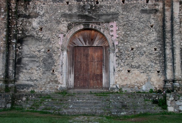 Santiago Apóstol, façade & main portal - Temapache, Veracruz