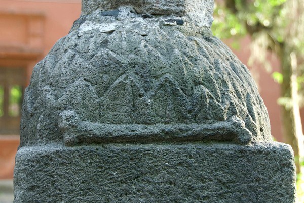 San Sebastián, atrial cross, base relief - Chimalistac