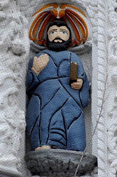 Façade, second tier inner column (left), St. Peter - Nuestra Señora de los Remedios