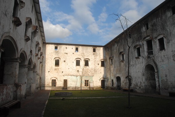 San José de Gracia, convento, small patio - Orizaba, Veracruz