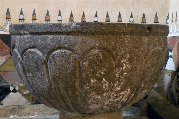 Baptismal font - San Bartolomé