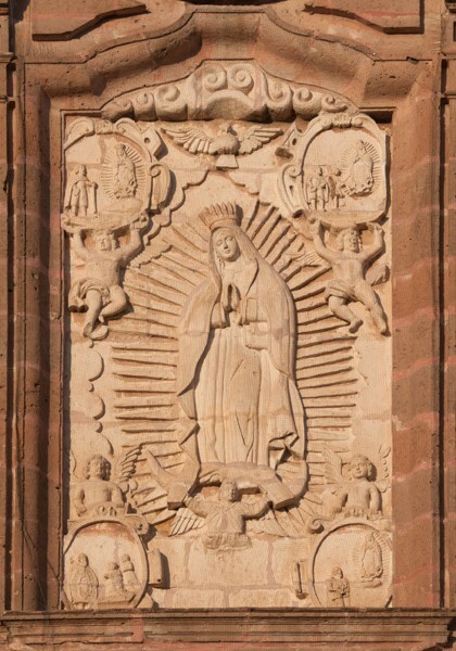 La Transfiguración de Cristo, E portal relief - La Transfiguración de Cristo
