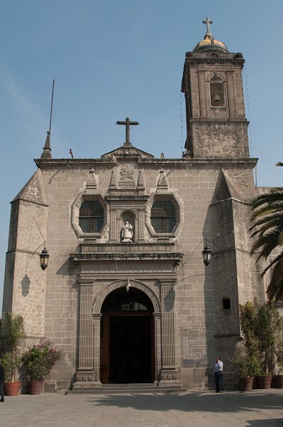 Façade & bell-tower - Nuestra Señora de los Remedios