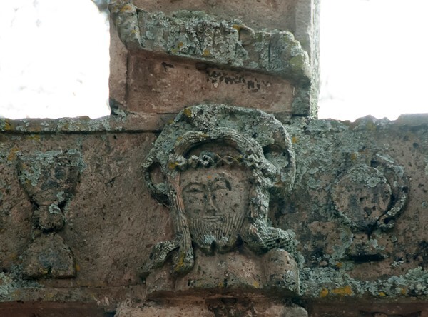 Front crossing, Face of Christ - Santa Marta, atrial cross