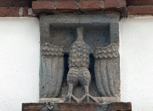 Santa María, façade, second tier pillar impost relief - Santa María Nativitas, México
