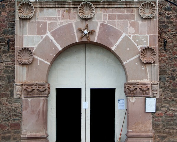 Façade portal - La Asunción de Nuestra Señora