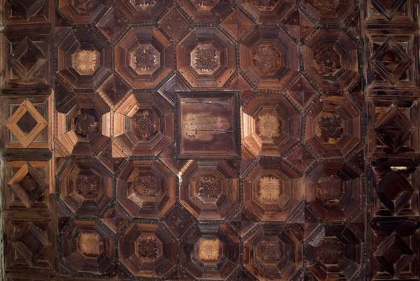 San Felipe y Santiago, lower cloister testera, artesonado ceiling - Azcapotzalco