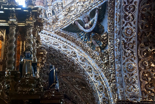 Cupola pendentive & baldachin salomónicas (right) - Capilla del Rosario
