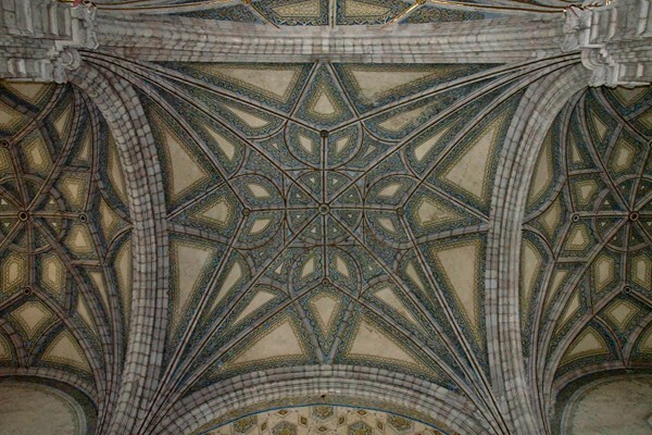 Crossing & transept ribbed vaults - San Pablo, nave, sacristy & cloister