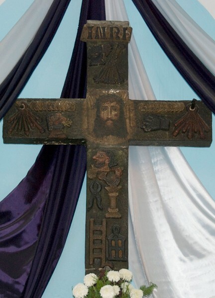 Santa Cruz de los Enfermos, painted cross - Tulpetlac, México