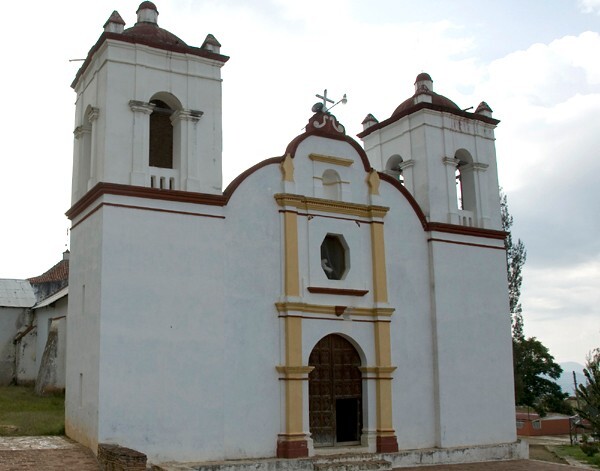 San Juan Evangelista, façade & bell-towers - Analco, Oaxaca