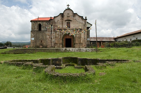 Façade & atrial cistern - Santa Ana