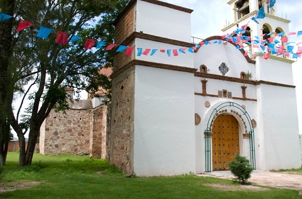 Santiago Apóstol, façade - Santiago Tilo, Oaxaca