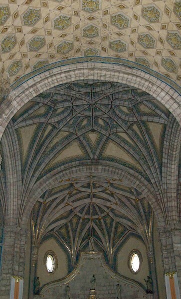 Crossing & sanctuary vaults - San Pablo, nave, sacristy & cloister