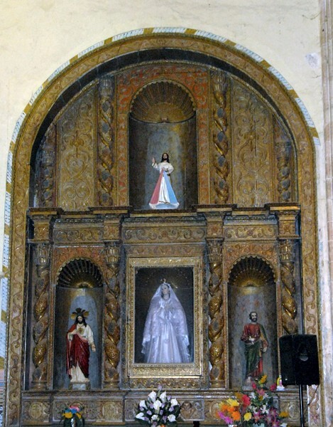 Nuestra Señora de Fátima retablo - San Miguel Arcángel, nave Nuestra Señora de Fátima retablo