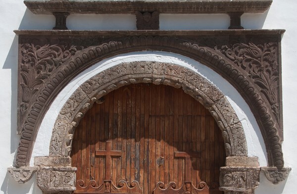 San Juan Bautista, façade alfiz & main portal archivolt - Acultzingo, Veracruz