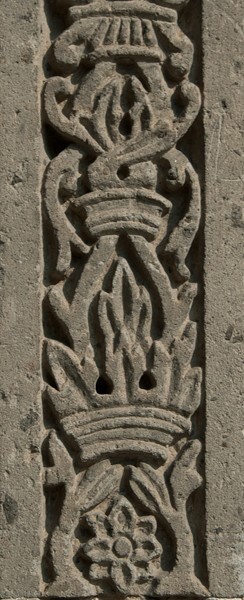 San Lorenzo, façade portal, pilaster relief (left) - Totolinga, México