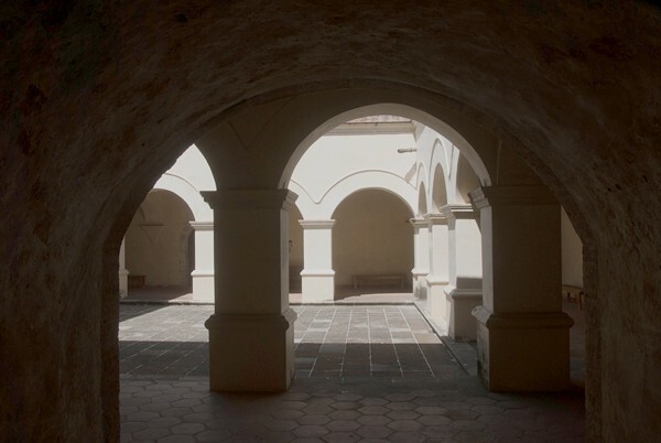 Santo Domingo, cloister - Ocotlán de Morelos, Oaxaca