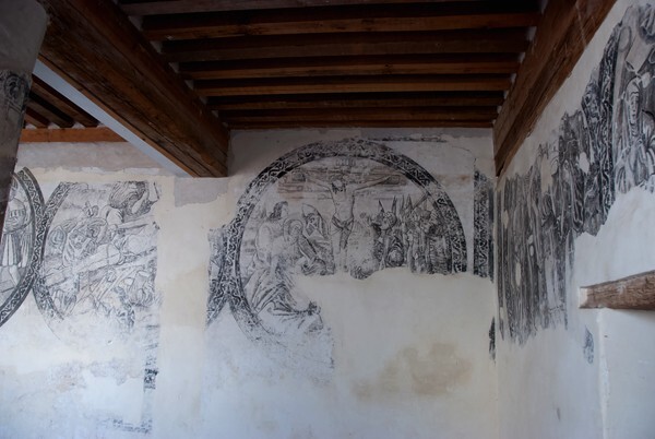 Cloister walk, Crucifixion - Cloister grisaille murals