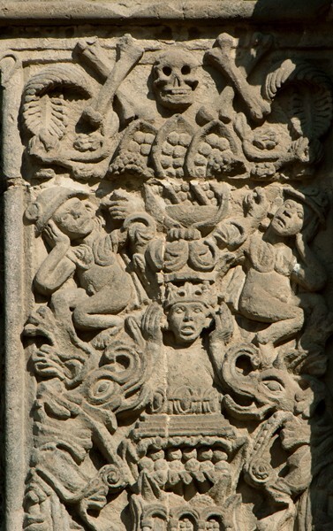 Chancel arch, right pilaster reliefs - San Luis Obispo, capilla abierta